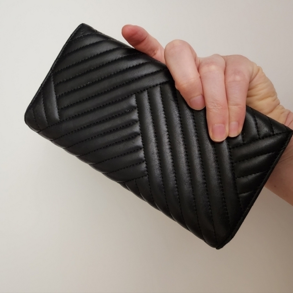 Chanel Black Quilted Leather Wallet Clutch - Picture 15 of 16